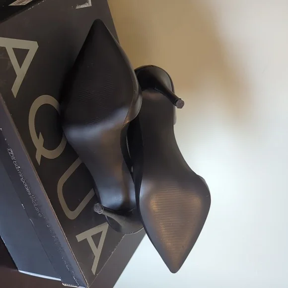 Aqua Dion black pumps - Picture 5 of 10